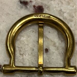 Solid Brass Equestrian-Style Horseshoe Belt Buckle - Gold Tone